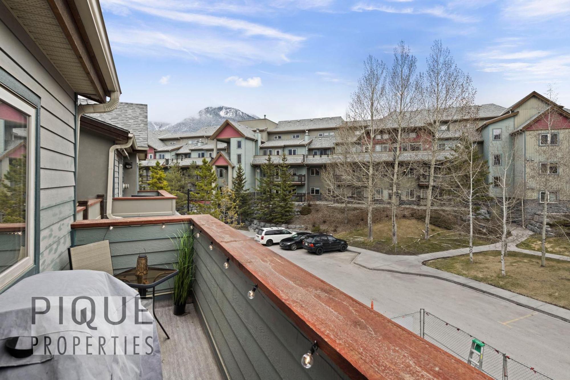 Apartamento Mountain Loft Retreat, Heated Pool & Hot Tub, Ug Parking, Balcony, Wifi! Canmore Exterior foto